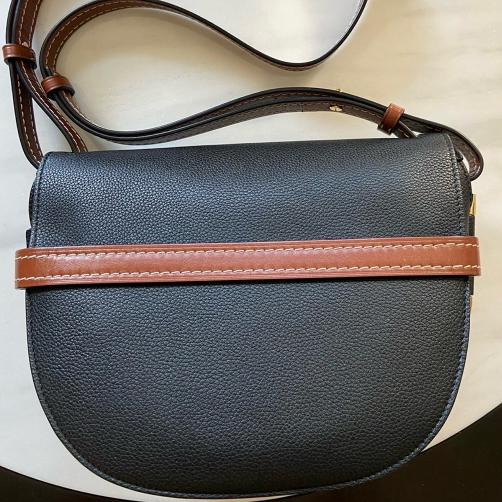 Sold:Loewe gate bag - Picture 3 of 13